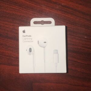 Apple EarPods with Lightning Connector - White